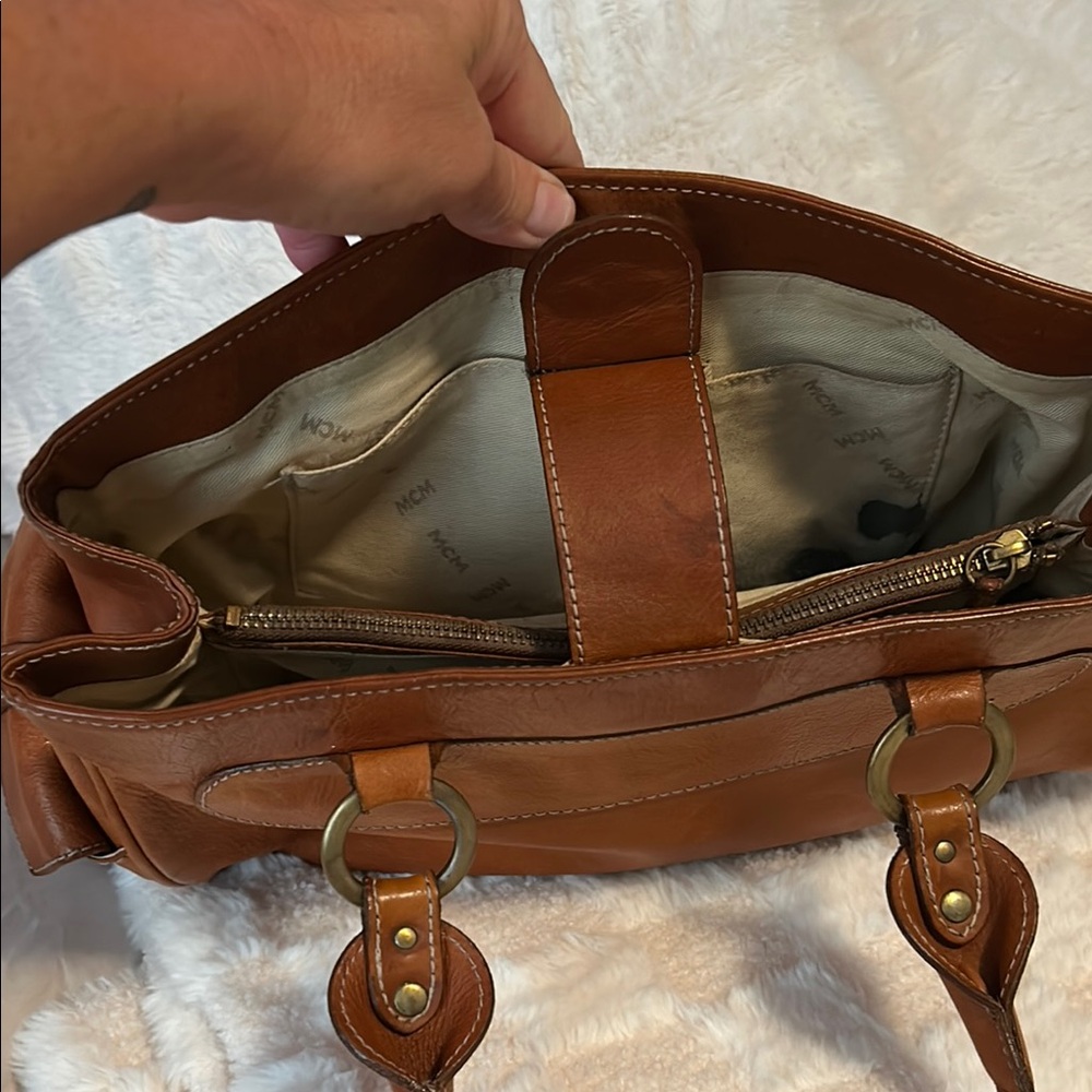 MCM Tan Leather Satchel vintage with COA - Picture 8 of 13